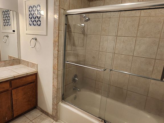 5th image of 239 W Escalones #C