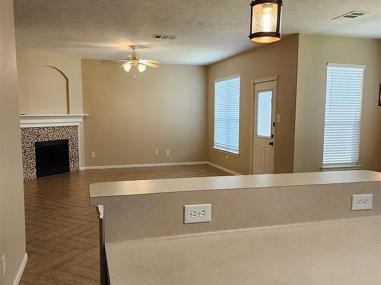 8006 Indian Desert Dr — Photo 8