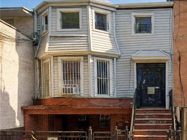 819 52nd St, Brooklyn, NY 11220