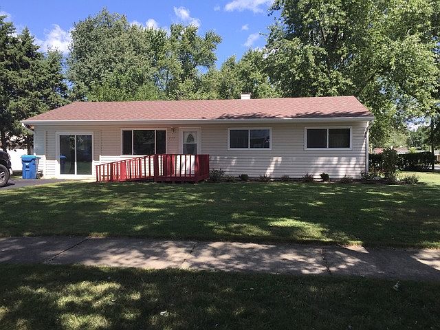 1st image of 733 Cloverdale Pl