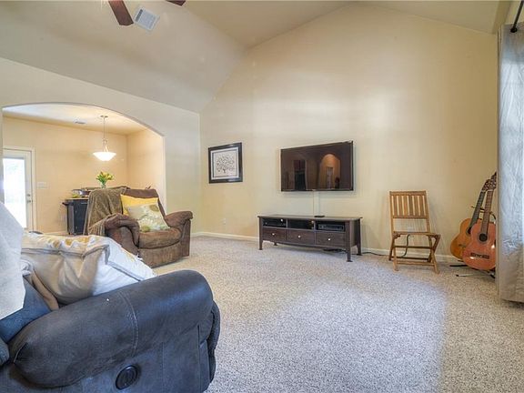 4th image of 13442 Onion Creek Dr