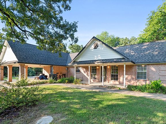2nd image of 7410 SE County Road 3230a