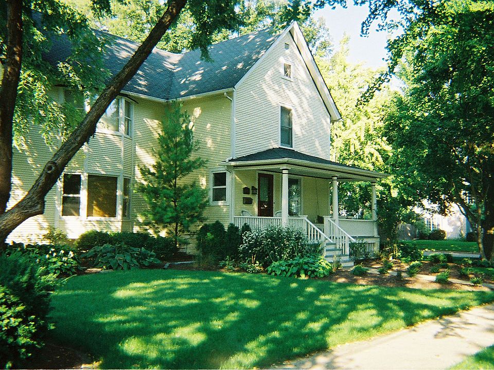 1st image of 203 W North St