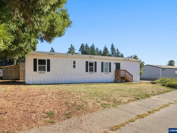 11615 Bunting Ln NE, Aurora, OR 97002