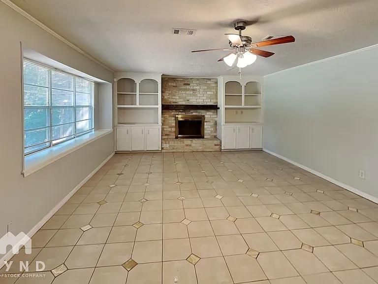 15110 Gladebrook Dr — Photo 8