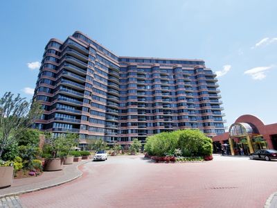 100 Winston Dr #7G-NORTH, Cliffside Park, NJ, 07010