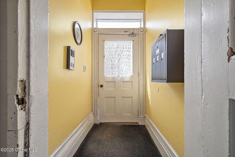 3rd image of 54 Westerlo Street #21