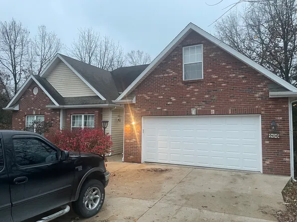 900 W Obermiller Rd, Columbia, MO 65202