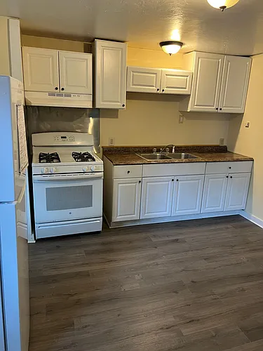 375 Elm St #3L Photo 1