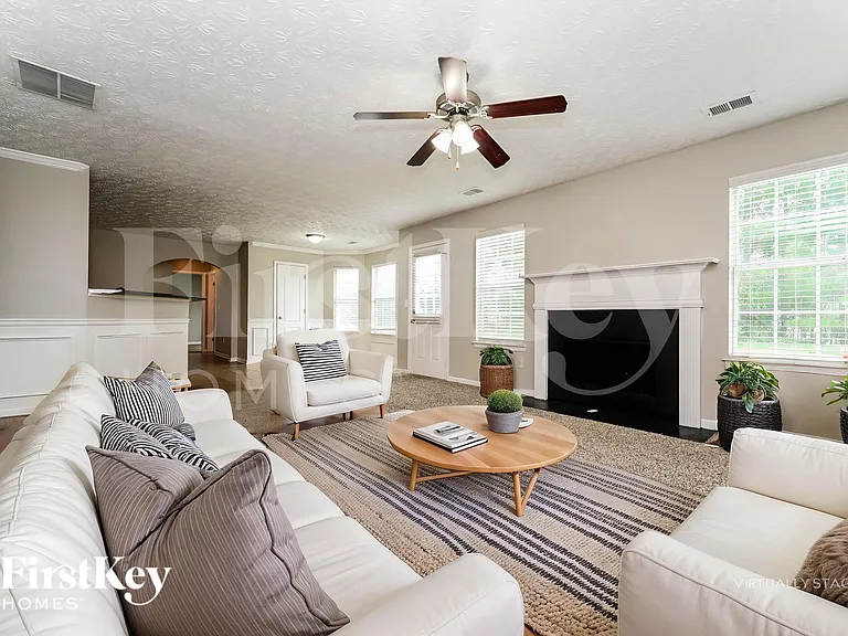 6496 Snowden Dr — Photo 3