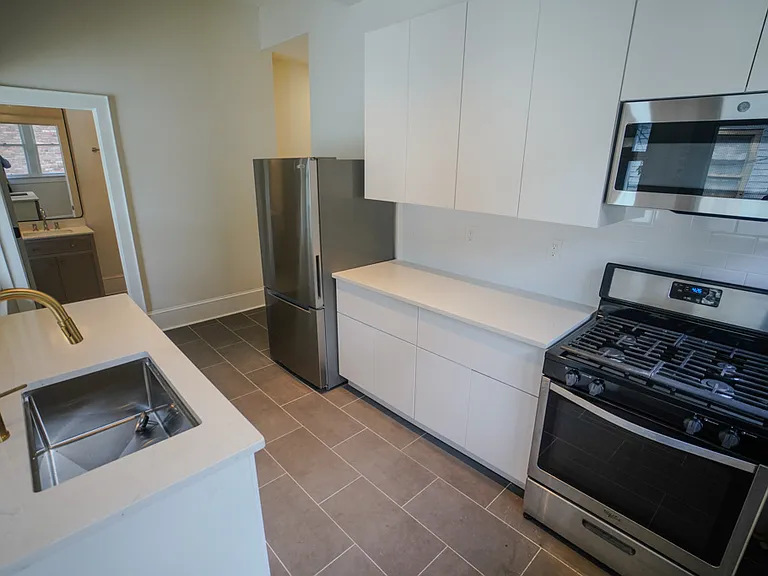 853 Myrtle St NE #1 — Photo 8