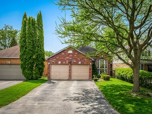 2nd image of 126 Meadowridge Rd