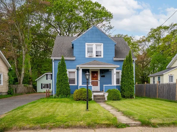 93-95 Thaddeus St, Chicopee, MA 01020