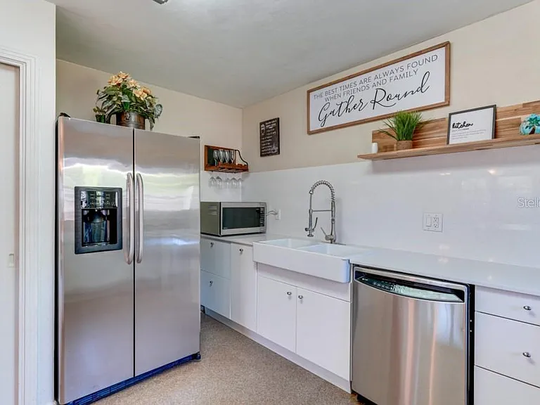 2301 Kalin Ln — Photo 18