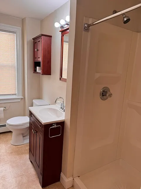 1 bed, 690 sqft, $1,800 — Photo 4