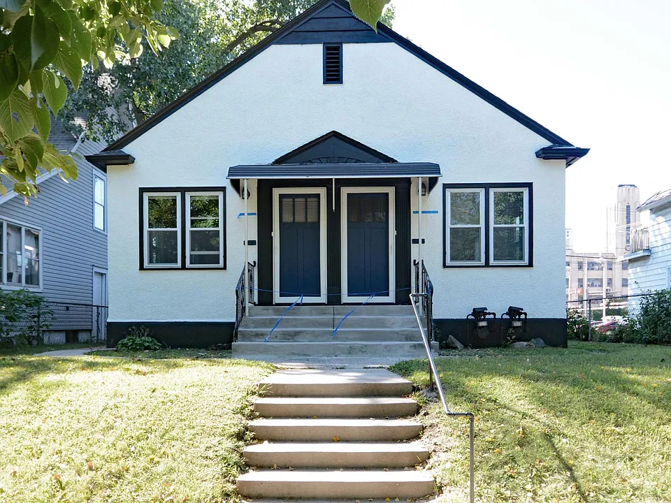 1210 Sherburne Ave