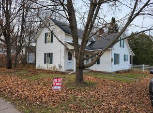 913 Falls Rd, Shelburne, VT 05482