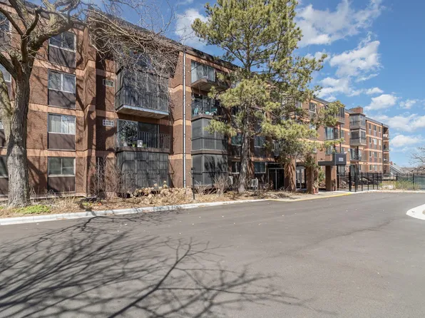 334 Cherokee Ave APT 401, Saint Paul, MN 55107