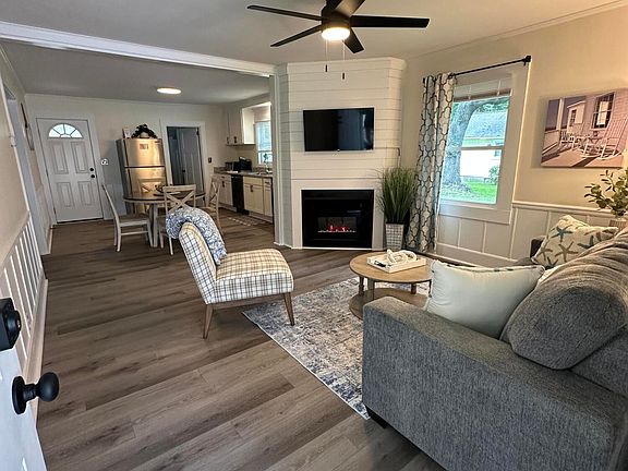 2nd image of 5326 Masonboro Loop Road