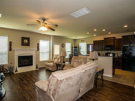 5th image of 25823 Rustica Dr