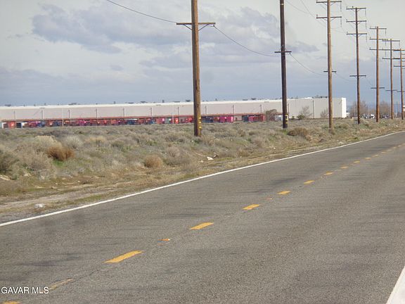 5th image of Avenue H Wes Ave #H