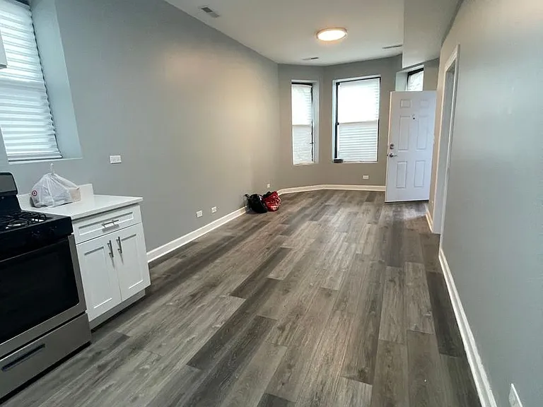 2842 W 25th Pl — Photo 12