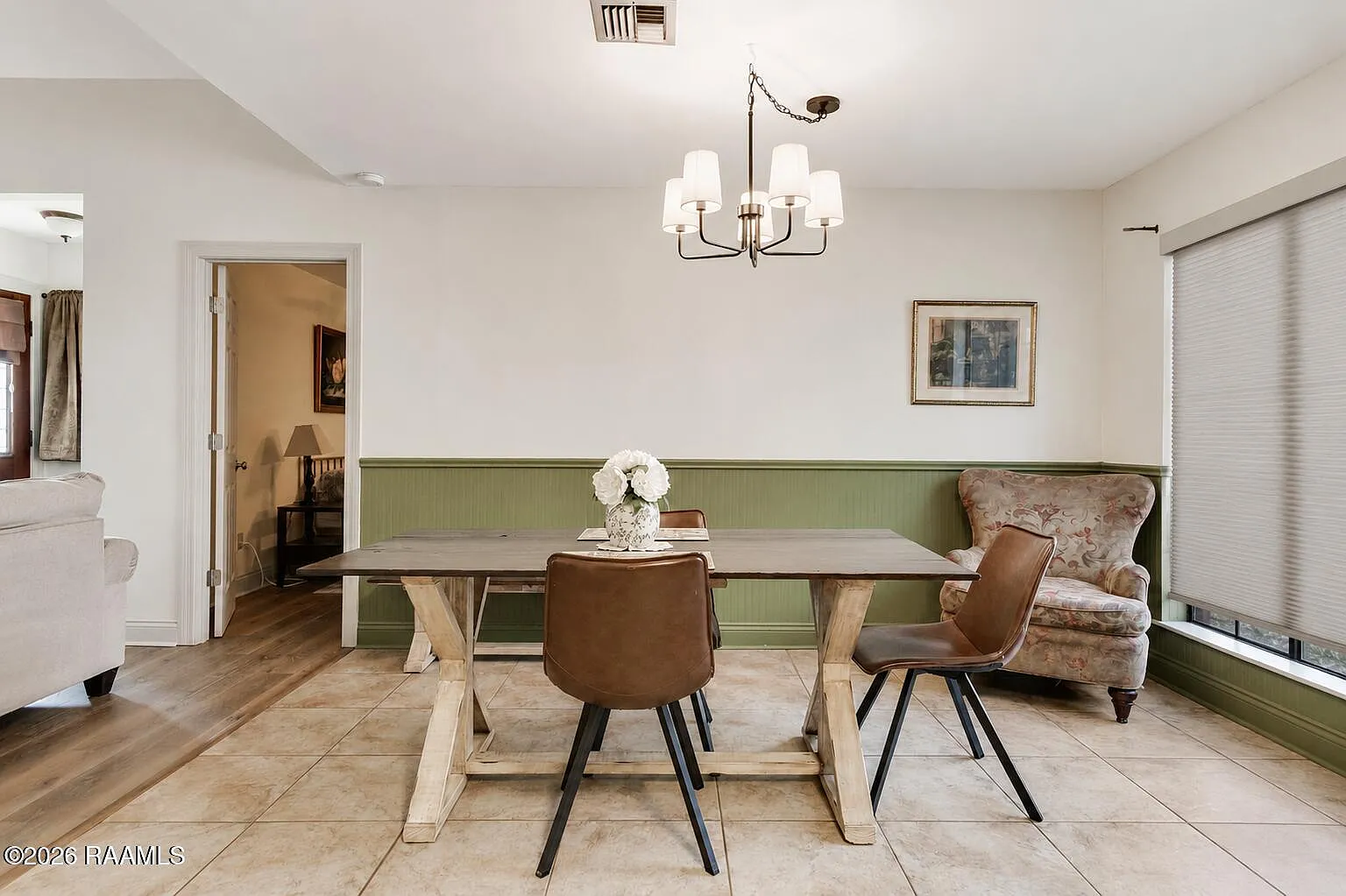 3 bed, 2.0 bath, 1505 sqft, $2,000 — Photo 4