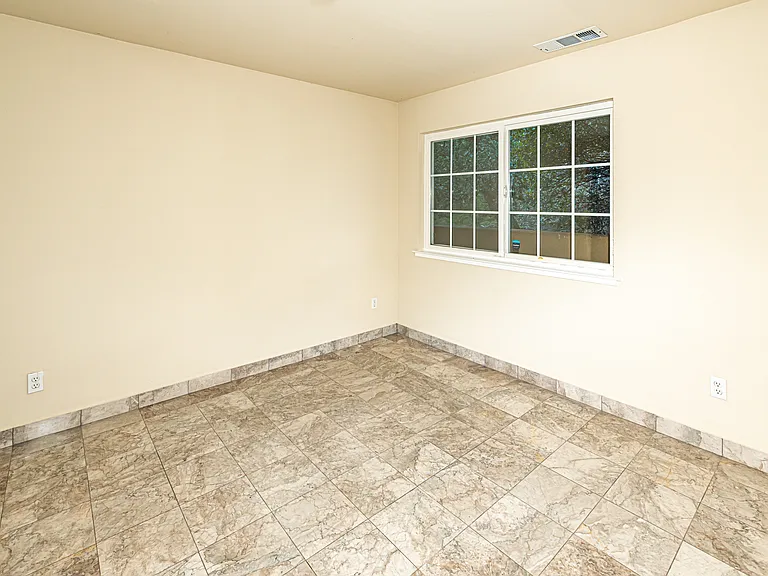 158 Caldecott Ln #1 — Photo 8