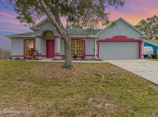 835 Glencove Ave NW, Palm Bay, FL 32907