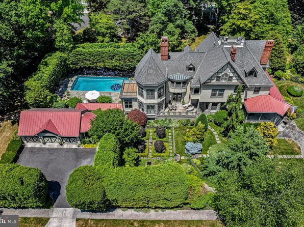 500 Chester Ave, Moorestown, NJ 08057