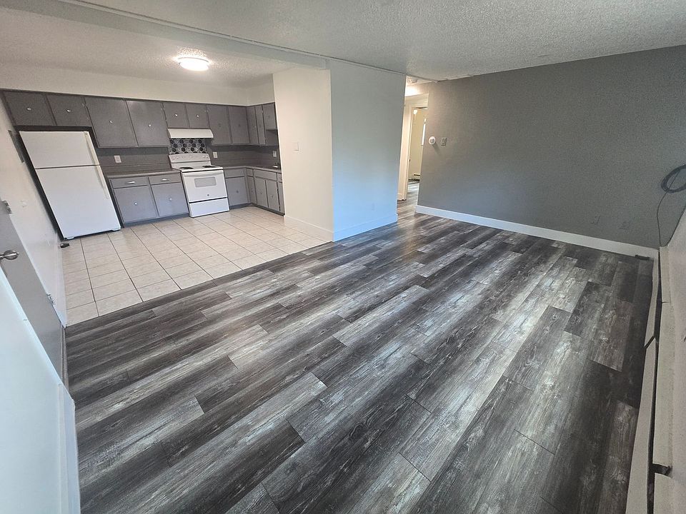 1st image of 2018 Vinewood Ln #3