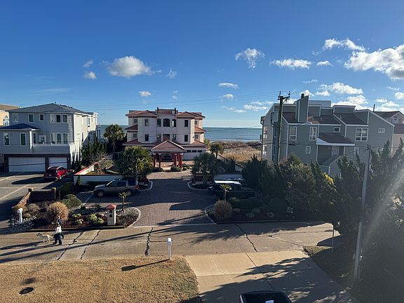 3rd image of 525 S Atlantic Ave