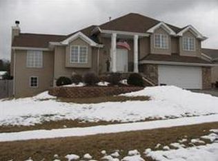 1035 Old Hunter Run, Byron, IL 61010