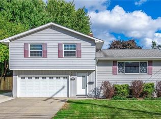 13850 Holland Rd, Brookpark, OH 44142