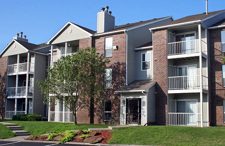 The Vanderbilt Apartments — Photo 3