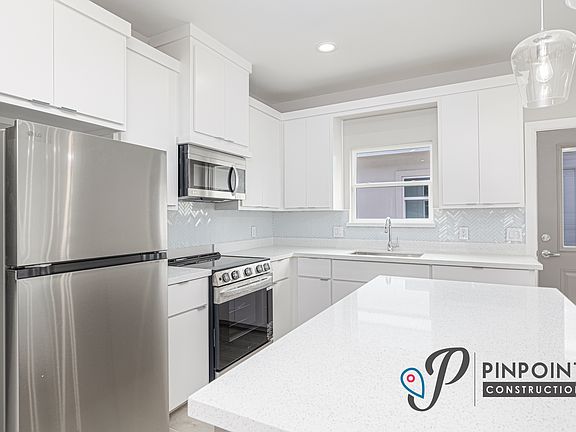 3rd image of 3005 W Sandlewood St #34