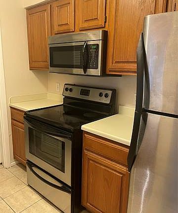 4th image of 1207 Quail Valley Ln Unit 237