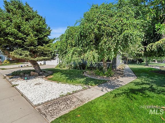 5th image of 8306 W Willowpark Dr