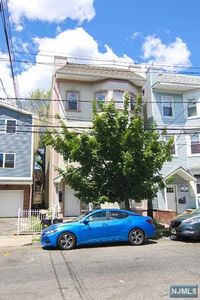 743 S 12th St, Newark, NJ, 07103