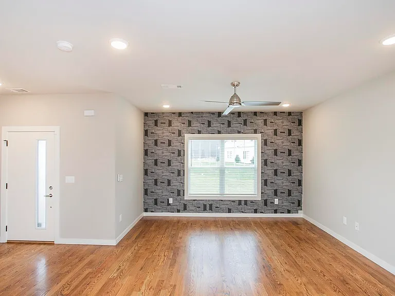 3637 Hydes Ferry Rd — Photo 6