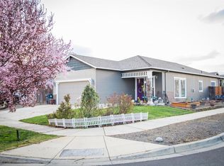 791 Silky Oaks Ln, Medford, OR 97501