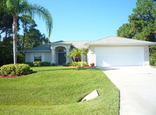 1741 Sunrise Ln, Sebastian, FL 32958