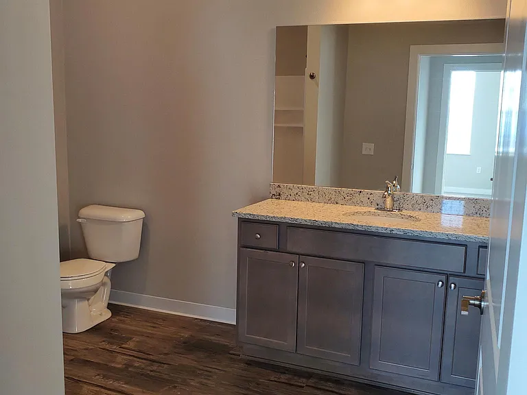 802 Reed St — Photo 4