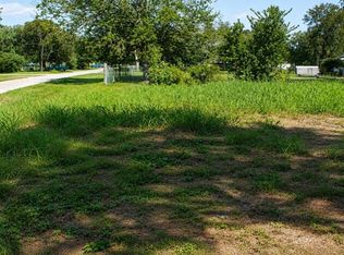 LOT 5 SW Saint Ave, Waelder, TX 78959