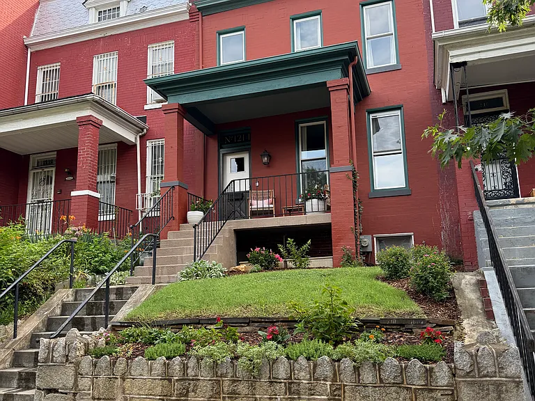 1214 Neal St NE — Photo 21