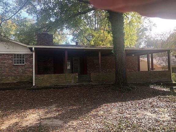3rd image of 3450 Lanell Ln