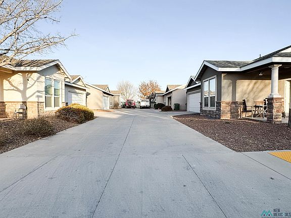 3rd image of 2904 Chambersbay Ct