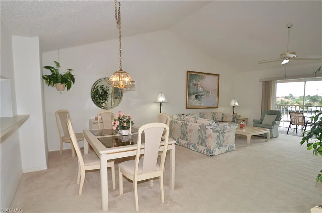2 bed, 2.0 bath, 1490 sqft, $5,600 — Photo 3