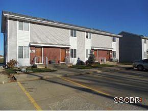 2nd image of 901 River Dr