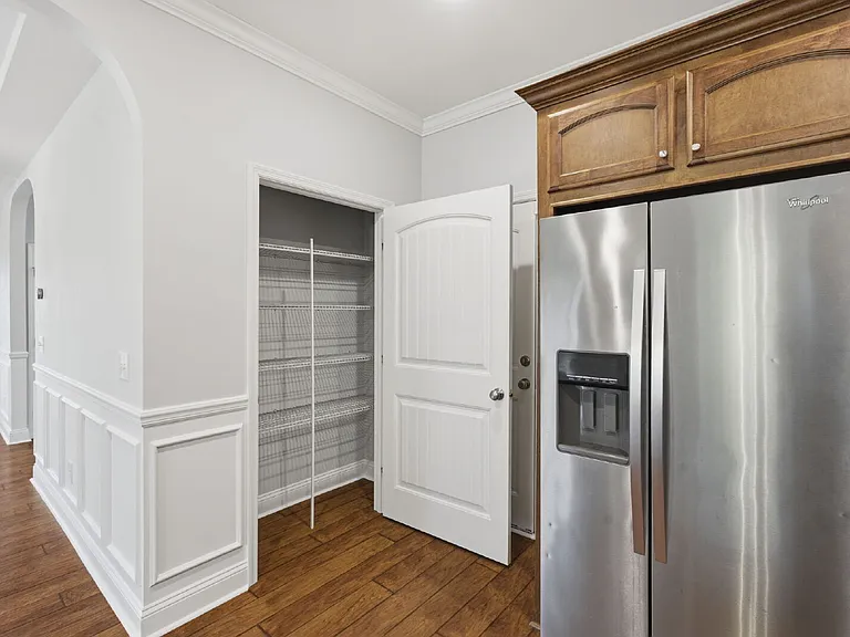2101 Eureka Way — Photo 31
